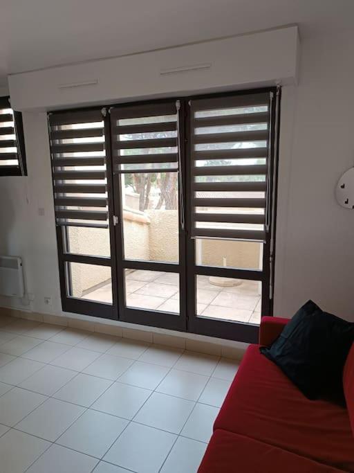 Studio Renove Dans Residence De Vacances Avec Grande Piscine Chauffee, Parking Et Terrasse Agde Εξωτερικό φωτογραφία